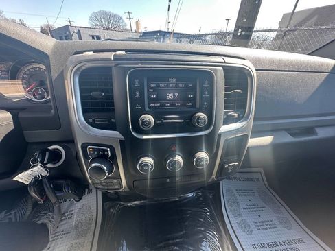 Used 2015 RAM 1500 Big Horn image 16