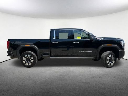 Used 2024 GMC Sierra 2500 Denali w/ Technology Package AWD/4WD image 16