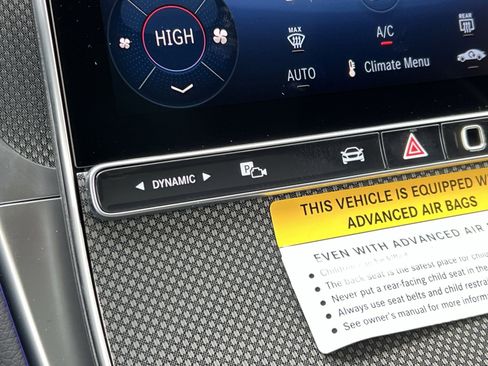 New 2026 Mercedes-Benz GLC 300 4MATIC image 32