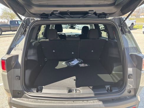 New 2026 Jeep Cherokee Laredo AWD/4WD image 3