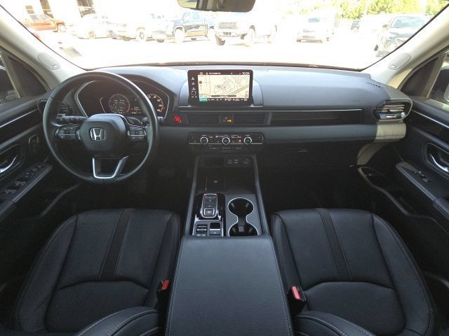 Used 2025 Honda Pilot Touring image 40