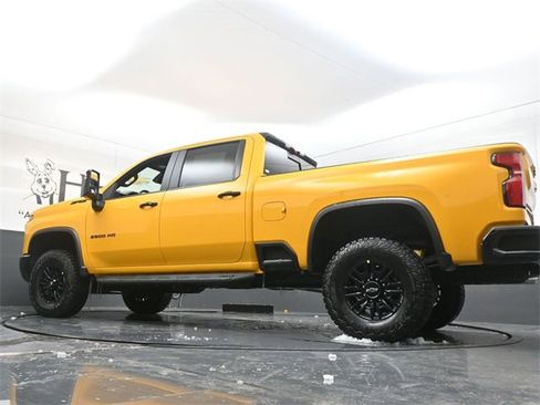 New 2026 Chevrolet Silverado 2500 ZR2 w/ LPO, Dark Essentials Package image 5