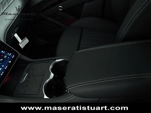 New 2025 Maserati Grecale Modena AWD/4WD image 32