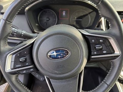 Used 2020 Subaru Outback Premium image 5