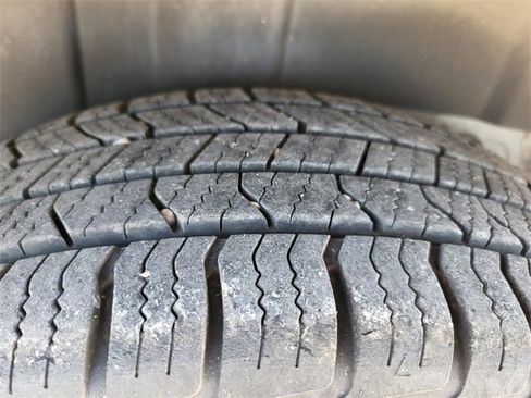 Used 2005 Chevrolet Cobalt Sedan image 26