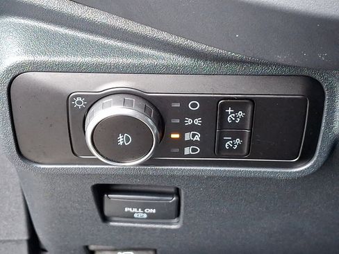 Used 2025 Ford Bronco Outer Banks image 27