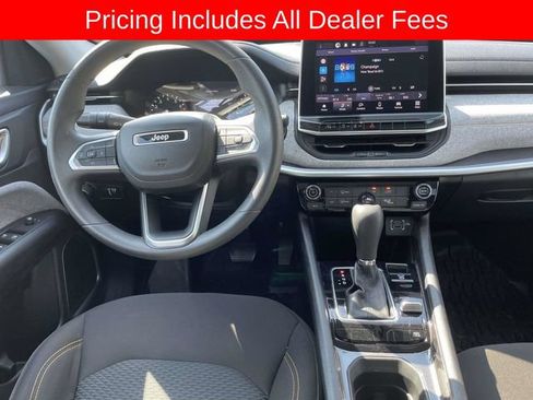 Used 2022 Jeep Compass Sport AWD/4WD image 14