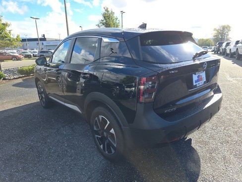 New 2026 Nissan Kicks SV w/ SV Premium Package image 6