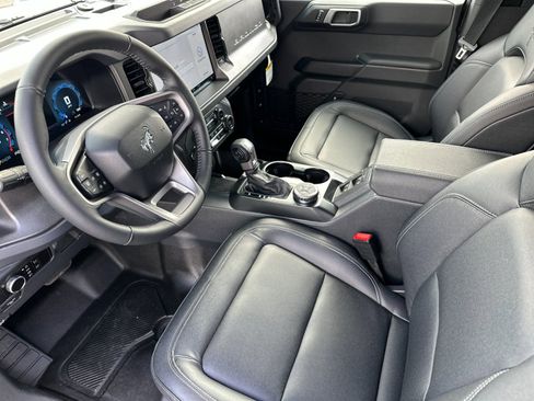 New 2025 Ford Bronco Big Bend image 9