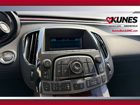 Used 2011 Buick LaCrosse CXL w/ Luxury Package FWD image 21