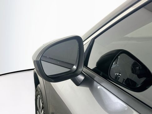 Used 2023 Nissan Rogue SV FWD image 16