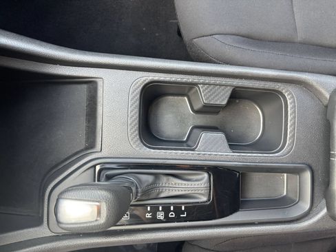 Used 2025 Nissan Sentra S FWD image 35