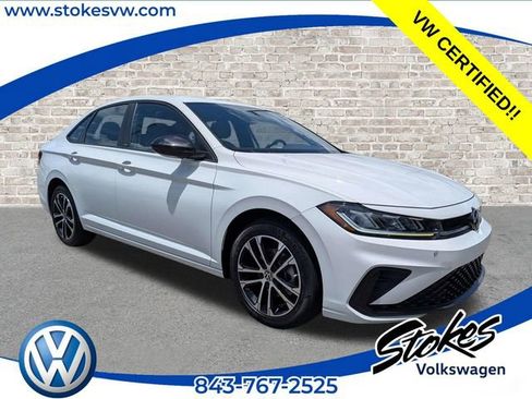Certified 2025 Volkswagen Jetta Sport FWD image 1
