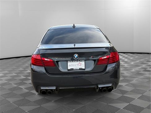 Used 2016 BMW M5 image 5