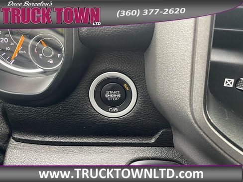 Used 2019 RAM 1500 Tradesman w/ SXT Appearance Group AWD/4WD image 18