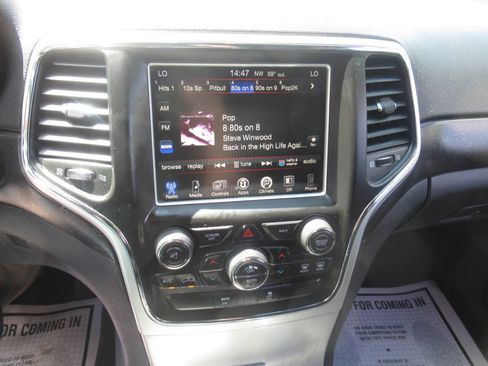 Used 2015 Jeep Grand Cherokee Altitude AWD/4WD image 20
