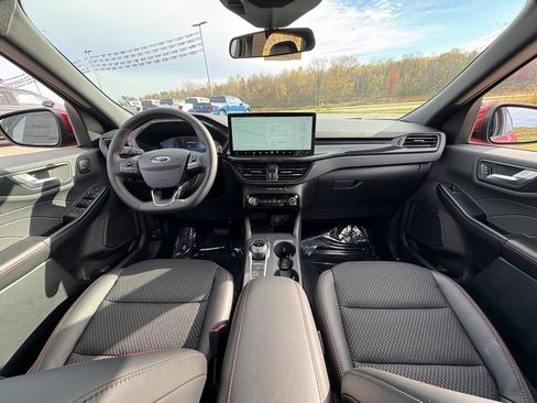 New 2026 Ford Escape ST-Line Select w/ Tech Pack #2 image 32