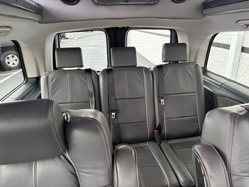 Used 2019 Mercedes-Benz Metris Passenger image 45