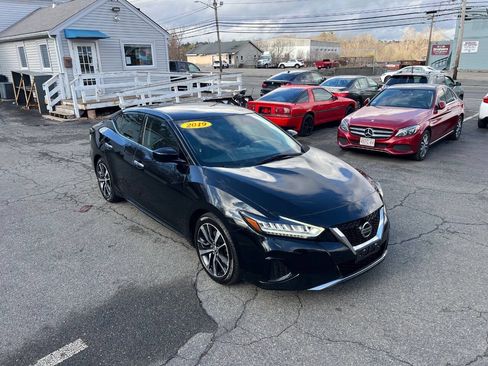 Used 2019 Nissan Maxima 3.5 S w/ Floor Mat Group FWD image 9