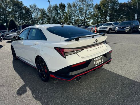 Certified 2025 Hyundai Elantra N image 19