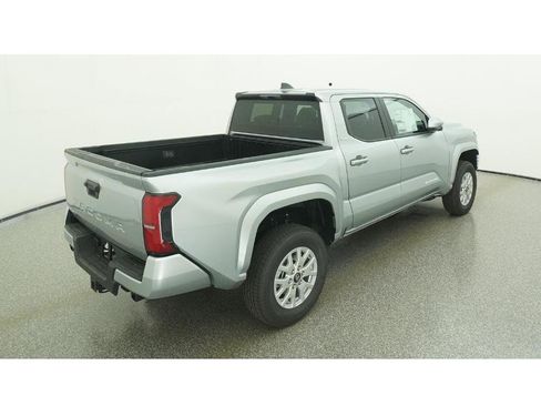 New 2026 Toyota Tacoma SR5 image 9