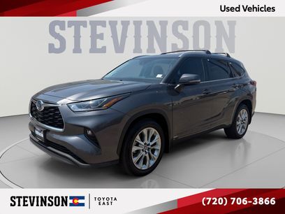 Used 2023 Toyota Highlander Limited