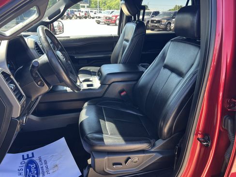 Used 2019 Ford Expedition Max XLT w/ Equipment Group 202A RWD image 12
