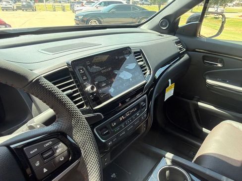 New 2026 Honda Ridgeline Black Edition image 22
