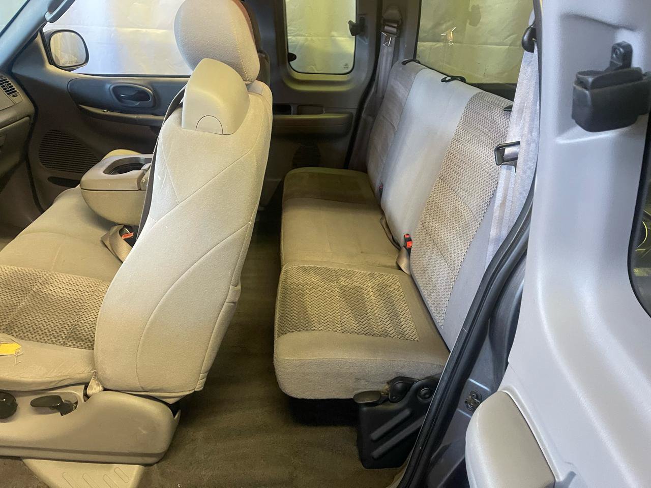 Used 2004 Ford F150 XLT AWD/4WD image 24