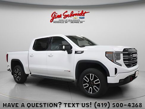 Used 2025 GMC Sierra 1500 AT4 w/ AT4 Premium Package AWD/4WD image 1
