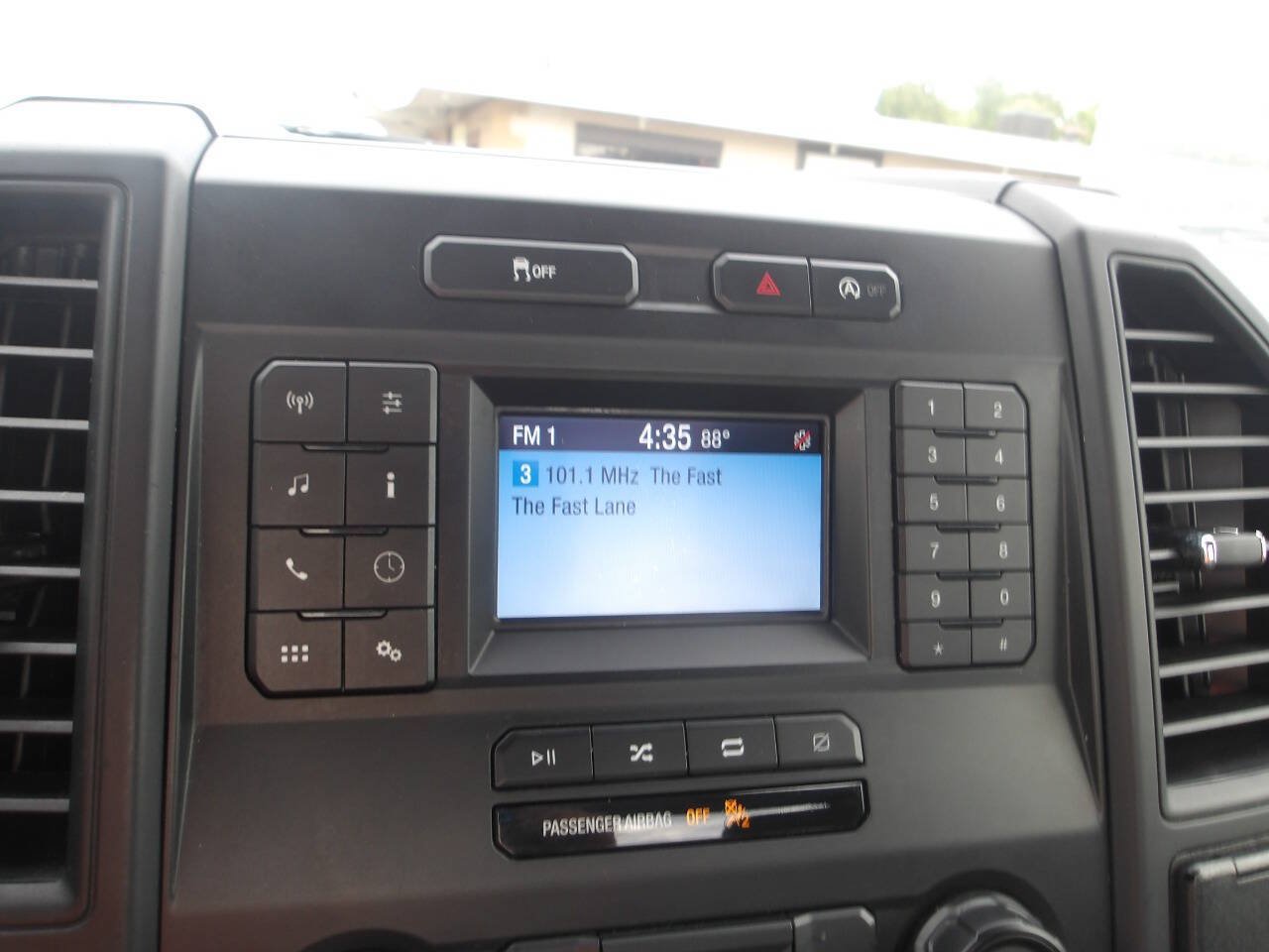 Used 2018 Ford F150 XL w/ Equipment Group 101A Mid RWD image 14