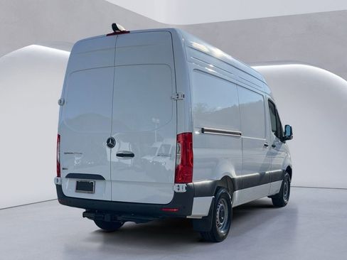 New 2025 Mercedes-Benz Sprinter 2500 image 4
