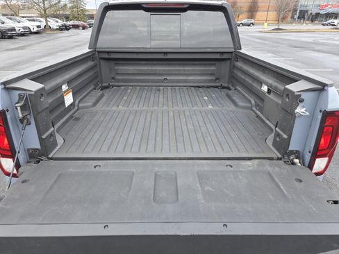 Certified 2024 Honda Ridgeline Black Edition image 23