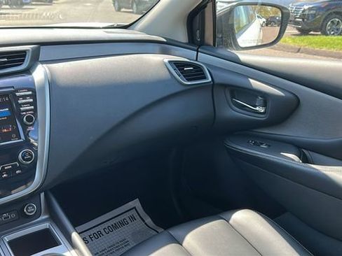 Certified 2024 Nissan Murano SV w/ SV Midnight Edition Package AWD/4WD image 24