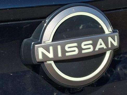 Certified 2024 Nissan Ariya AWD image 32