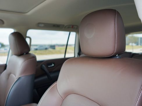 Certified 2024 INFINITI QX80 Premium Select w/ Cargo Package image 9