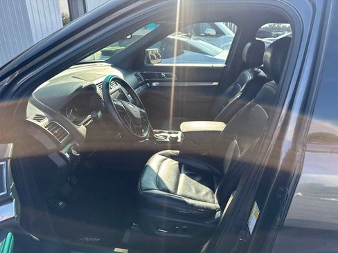 Used 2016 Ford Explorer Sport AWD/4WD image 6