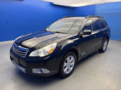 Used 2012 Subaru Outback 2.5i Limited w/ Moonroof Pkg image 4