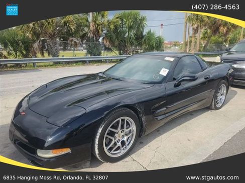 Used 2004 Chevrolet Corvette Coupe RWD image 1
