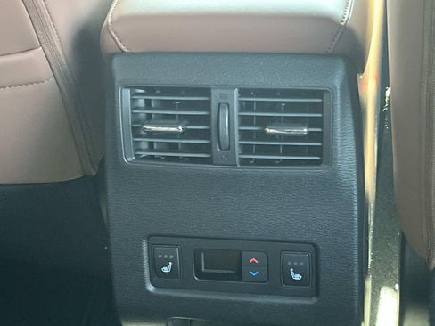 New 2026 Mitsubishi Outlander SEL FWD image 15