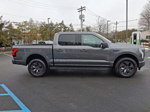 Used 2025 Ford F150 Lightning Flash image 4