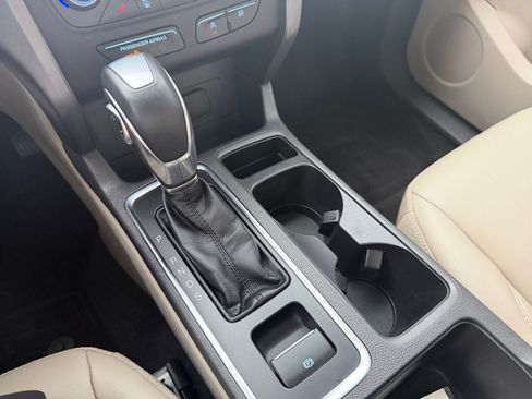 Used 2019 Ford Escape SEL AWD/4WD image 18