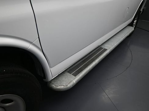 Used 2024 Chevrolet Express 2500 w/ Driver Convenience Package image 27