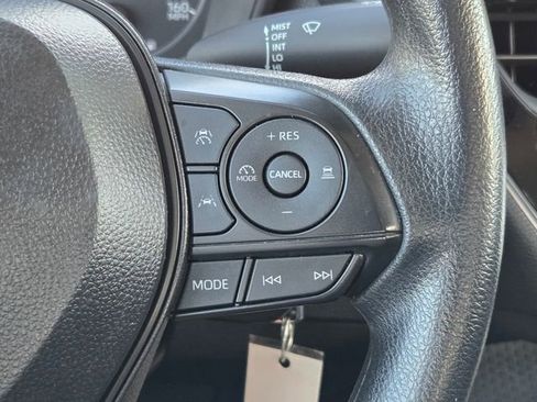Used 2024 Toyota Corolla LE image 25
