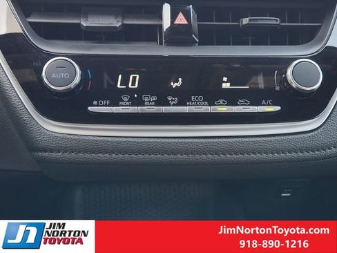 Used 2024 Toyota Corolla SE FWD image 20