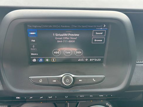 Used 2020 Chevrolet Camaro LT image 29