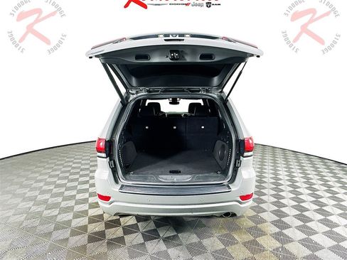 Used 2019 Jeep Grand Cherokee Altitude image 30