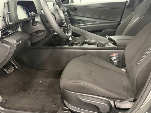 Certified 2026 Hyundai Elantra Sport image 12