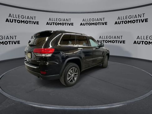 Used 2017 Jeep Grand Cherokee Limited image 9