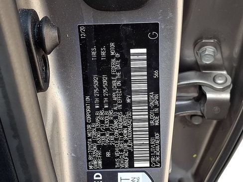 Used 2021 Lexus LX 570 4WD w/ Sport Package image 27